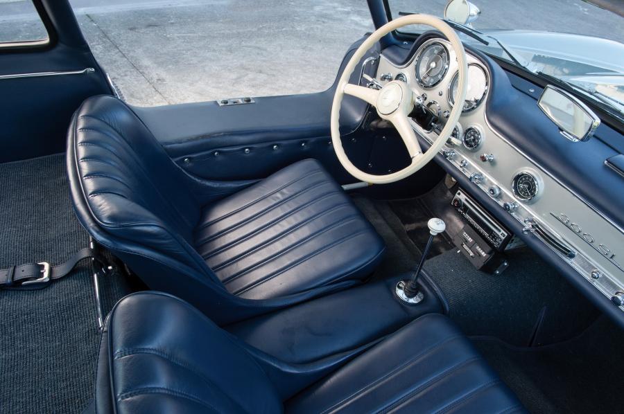 Интерьер Mercedes-Benz 300 SL 1955 года  (фото 216 из 233)